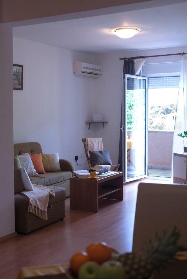 Apartment Helga Ližnjan Buitenkant foto