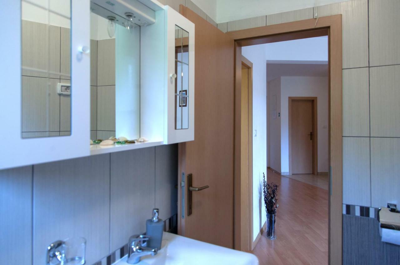 Apartment Helga Ližnjan Buitenkant foto