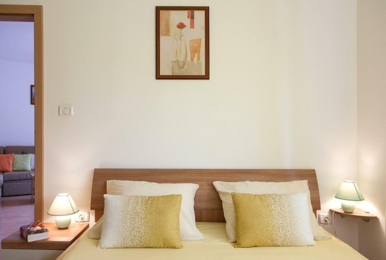 Apartment Helga Ližnjan Buitenkant foto