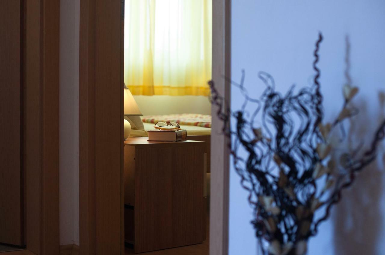 Apartment Helga Ližnjan Buitenkant foto